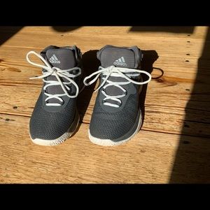 Youth Basketball Shoes